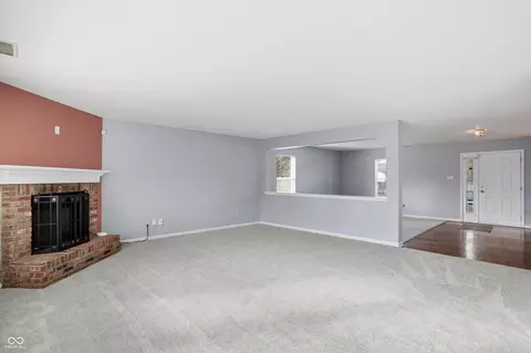 Living - 5989 Ashmore Ln, Carmel, IN 46033 photo 6 of 7