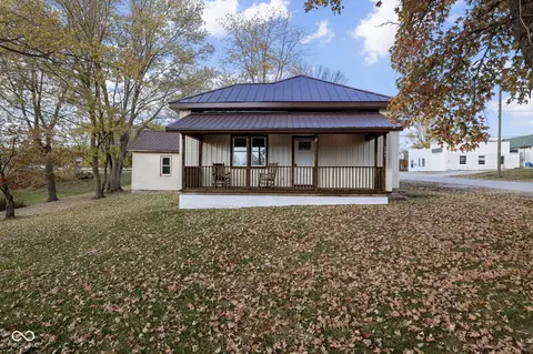 201 W Main St, Bainbridge, IN 46105