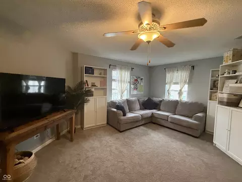 8254 S Midnight Dr, Pendleton, IN 46064 photo 25