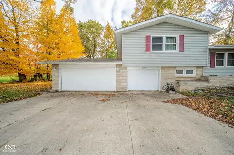 815 Maple St, Middletown, IN 47356 photo 3