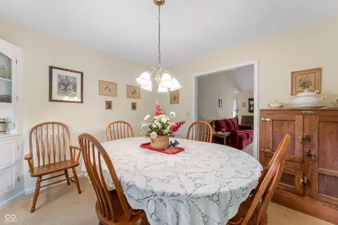Dining - 104 W Hillsboro Dr, Pendleton, IN 46064 photo 1 of 2