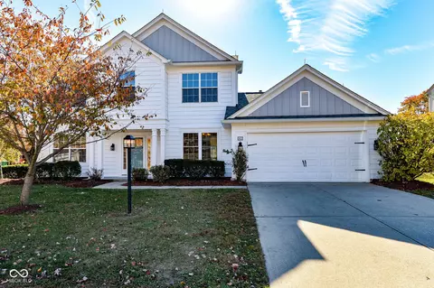 45 E Wisteria Way, Westfield, IN 46074