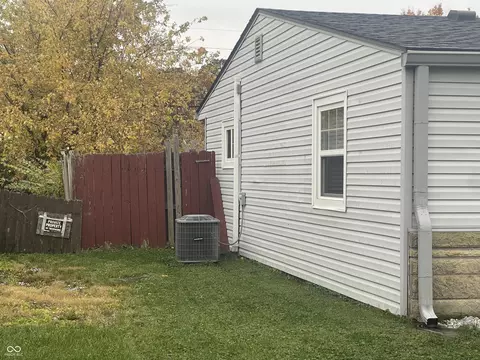 Exterior - 1995 Britton Dr, Beech Grove, IN 46107 photo 5 of 6