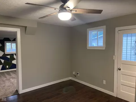 Bedroom - 1995 Britton Dr, Beech Grove, IN 46107 photo 4 of 5
