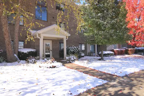 8750 Yardley Ct #303, Indianapolis, IN 46268