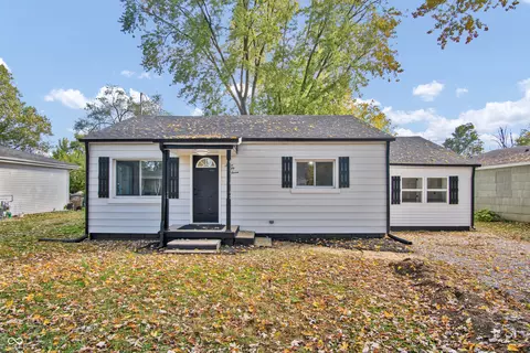 757 Fairview Dr, Columbus, IN 47201