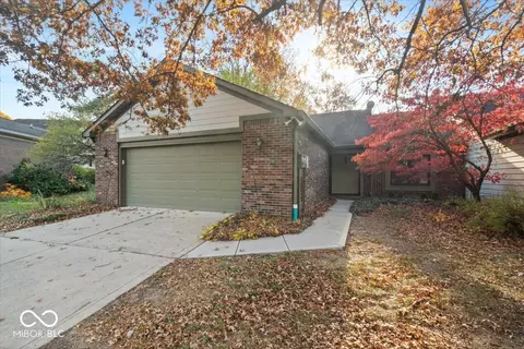 5214 Greenwillow Ct #27, Indianapolis, IN 46226