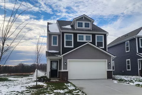 3424 Sugar Grove Dr, Whitestown, IN 46075