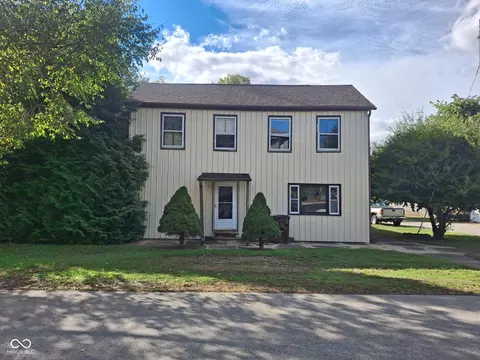 8292 Main St, Williamsburg, IN 47393