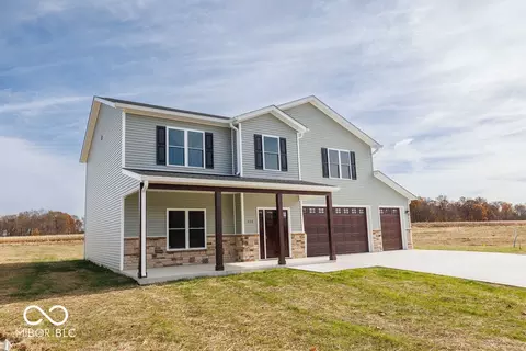 714 White Oak Rd, Spencer, IN 47460