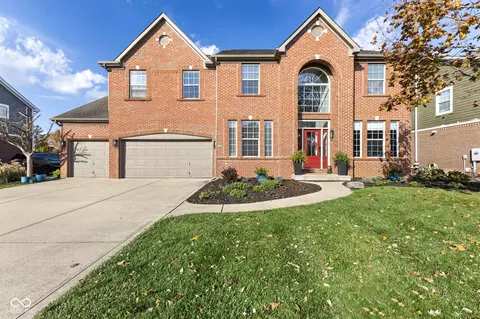 4512 Diamond Rdg, Greenwood, IN 46143