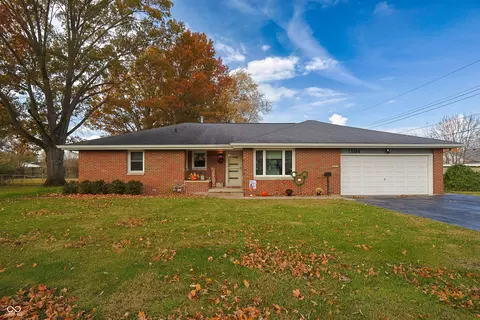 1504 Mcclure Rd, Columbus, IN 47201