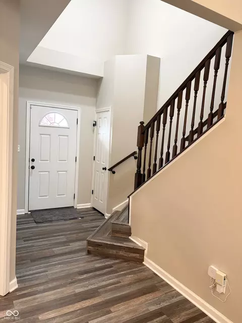 Entry Way - 2607 Twinleaf Dr, Plainfield, IN 46168 photo 2 of 3