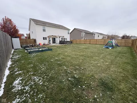 Exterior - 2607 Twinleaf Dr, Plainfield, IN 46168 photo 2 of 3