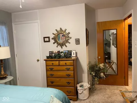 Bedroom - 1012 Liberty St, Covington, IN 47932 photo 3 of 8