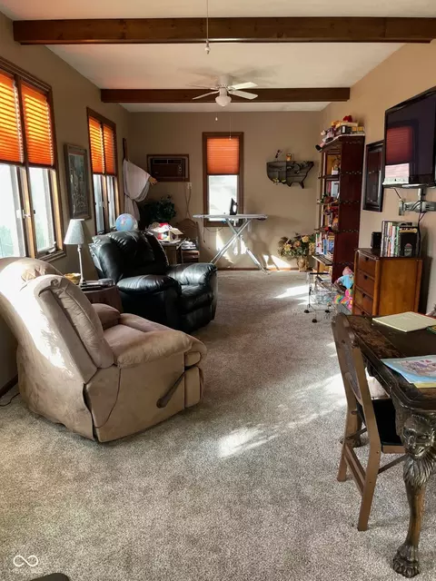 Living - 1012 Liberty St, Covington, IN 47932 photo 3 of 4