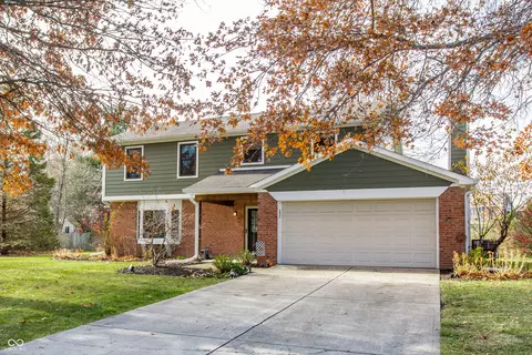 10 Danbury Ct, Zionsville, IN 46077