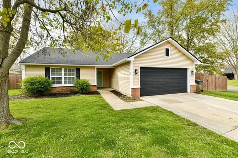 1319 Country Ridge Ln, Indianapolis, IN 46234