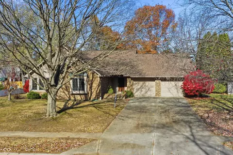 208 Andover Ln, Noblesville, IN 46060