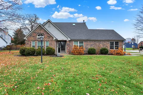 205 Myers Lake Dr, Noblesville, IN 46062