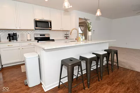 Kitchen - 2406 Boneset Dr, Plainfield, IN 46168 photo 5 of 5