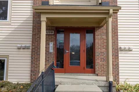 12519 Timber Creek Dr #6, Carmel, IN 46032
