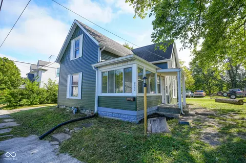 822 S 15th St, New Castle, IN 47362