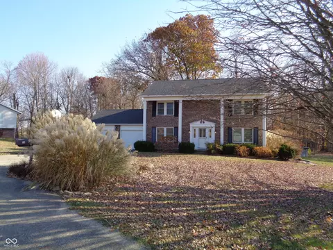 29 S Meadow Ln, Rockville, IN 47872