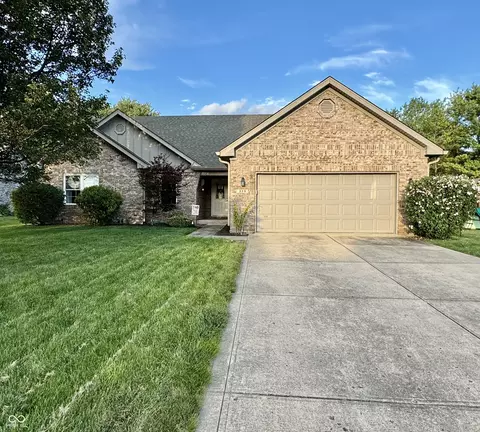 333 Elmscourt Cir, Greenwood, IN 46142