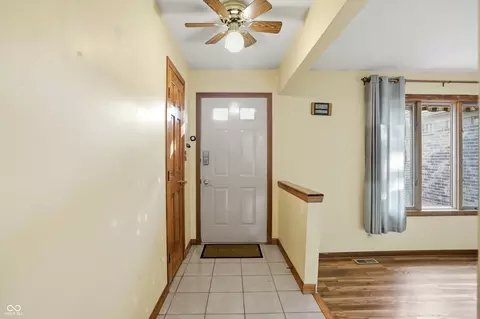 7370 Hidden Valley Dr, Plainfield, IN 46168 photo 4