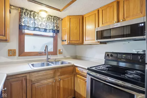 7370 Hidden Valley Dr, Plainfield, IN 46168 photo 21