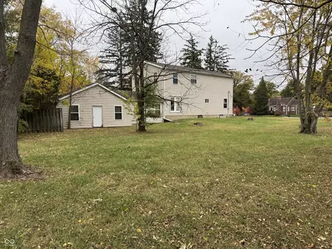 8636 E 10th St, Indianapolis, IN 46219