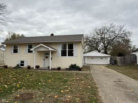443 Western Pkwy, Seymour, IN 47274