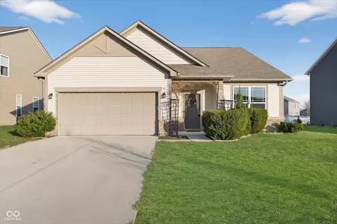 1849 Turning Leaf Dr, Franklin, IN 46131