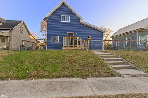 614 E 7th St, Seymour, IN 47274