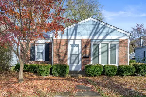 706 Lonsvale Dr, Anderson, IN 46013