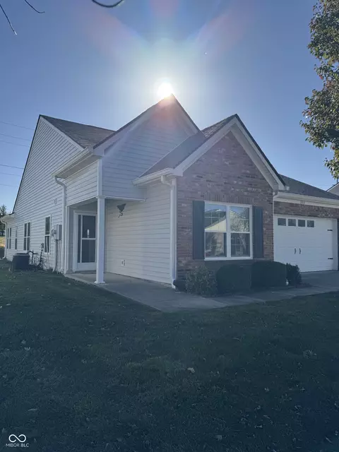 3017 Beckenham Way, Greenwood, IN 46143