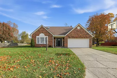 11252 Bayridge Cir E, Indianapolis, IN 46236