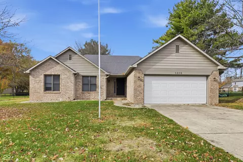 1208 Spring Mill Dr, Avon, IN 46123