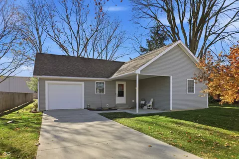 509 W South St, Arcadia, IN 46030