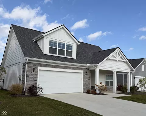 2460 Collins Dr, Westfield, IN 46074