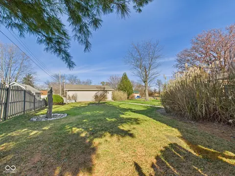 Exterior - 2916 Market St, Pendleton, IN 46064 photo 6 of 8