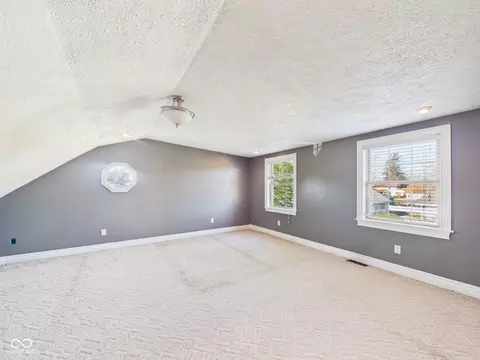 Bedroom - 2916 Market St, Pendleton, IN 46064 photo 2 of 7