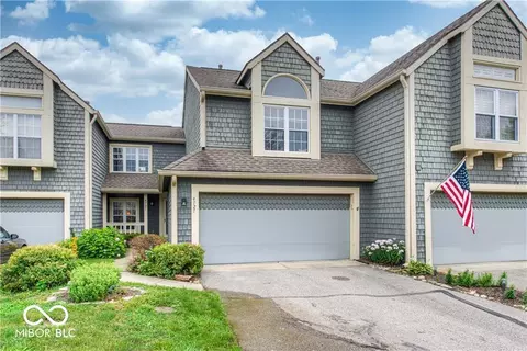 4727 Stoughton Ct, Indianapolis, IN 46254