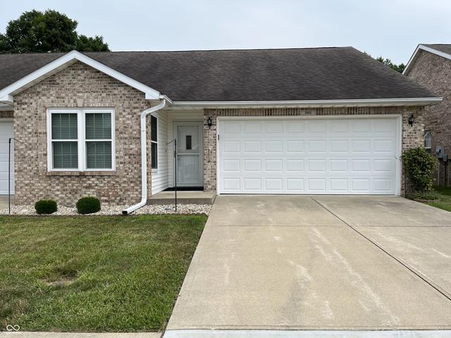 1061 E Crown Pointe Blvd, Greensburg, IN 47240