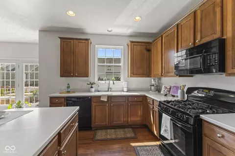 Kitchen - 5497 Northlands Ter, Plainfield, IN 46168 photo 4 of 4