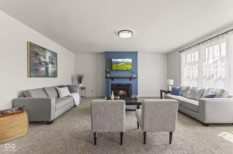 Living - 5497 Northlands Ter, Plainfield, IN 46168 photo 2 of 4