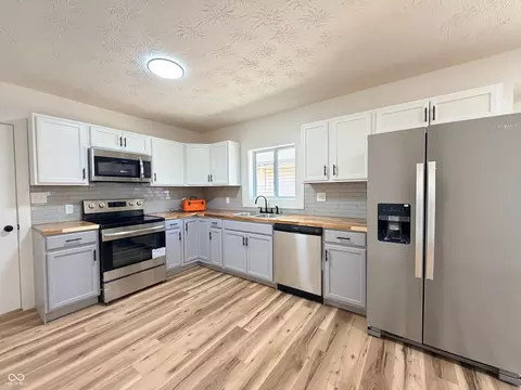 Kitchen - 2838 E 19th St, Indianapolis, IN 46218 photo 1 of 3