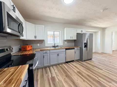 Kitchen - 2838 E 19th St, Indianapolis, IN 46218 photo 3 of 3