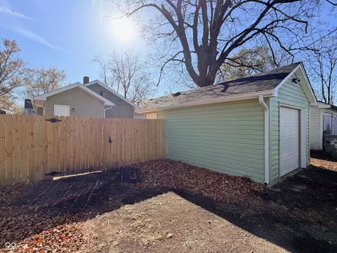 Exterior - 2838 E 19th St, Indianapolis, IN 46218 photo 3 of 4